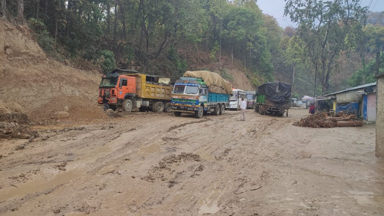 बुटवल नारायणघाट सडक : तेस्रो पटक थपिएको म्याद सकिन लाग्यो, अर्को १ वर्ष थप्ने तयारी